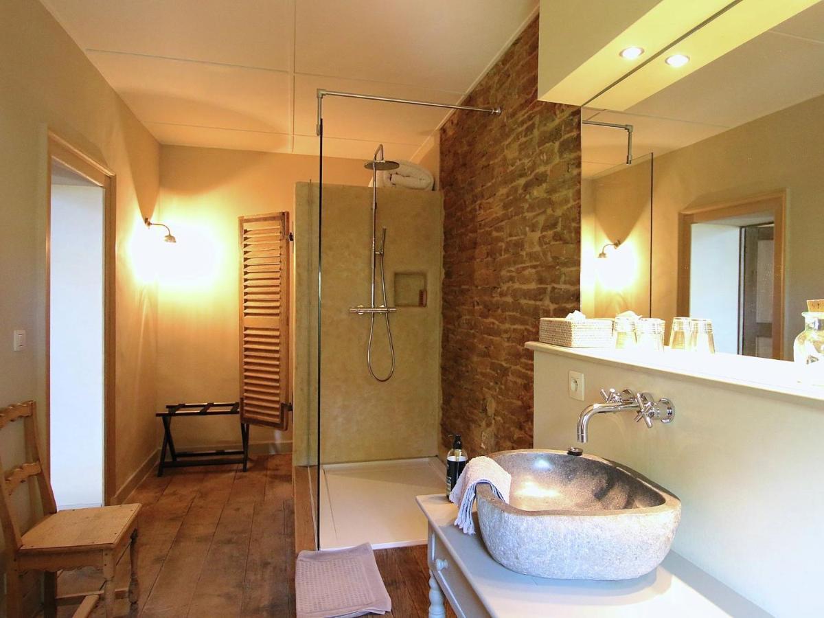 Unique Holiday Home In Virton With Jacuzzi Latour Exterior foto